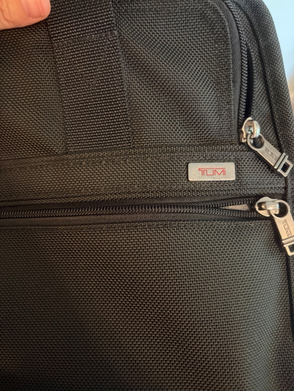Tumi slim briefcase - Picture 4 of 7